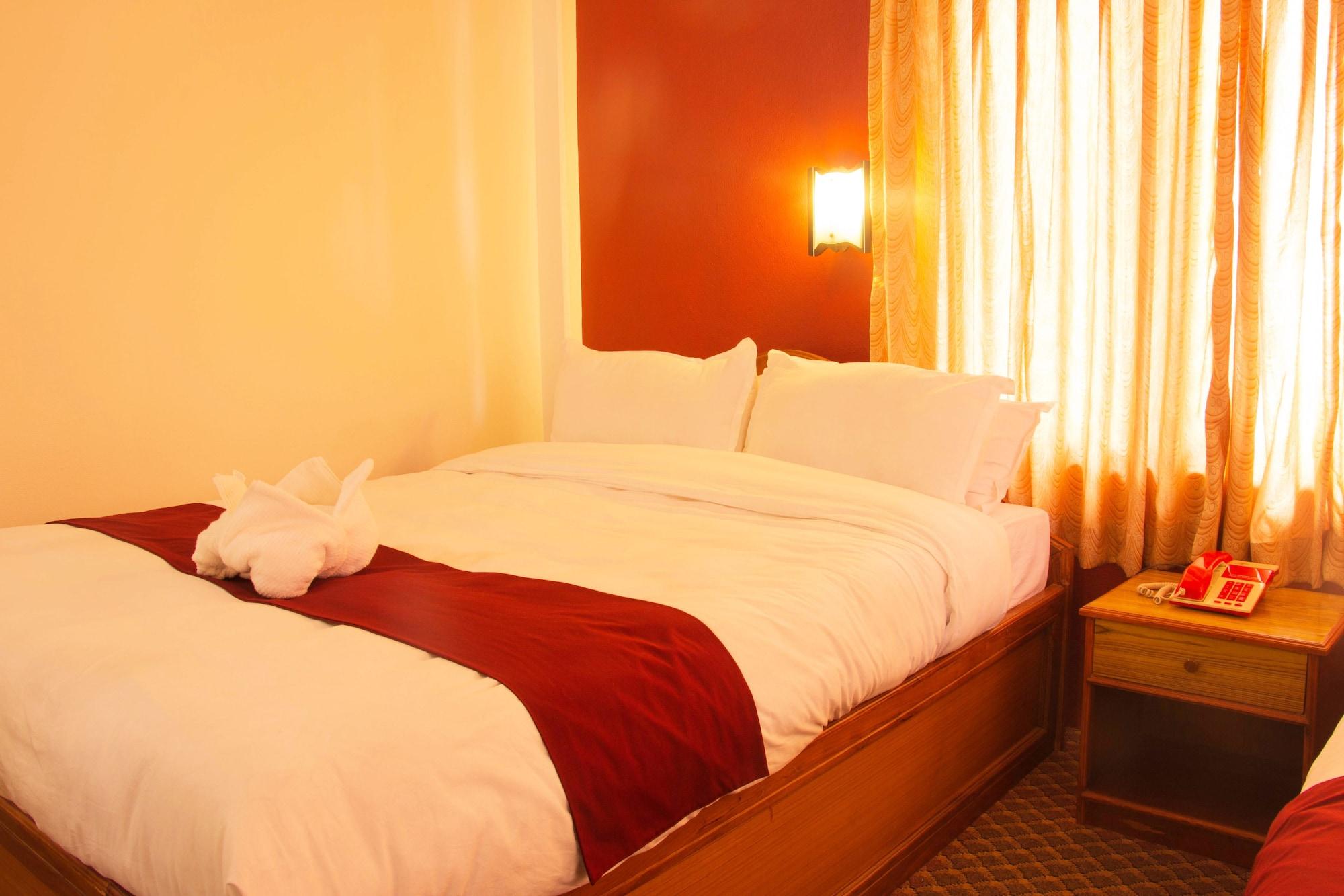 פוקהרה Hotel River Park מראה חיצוני תמונה