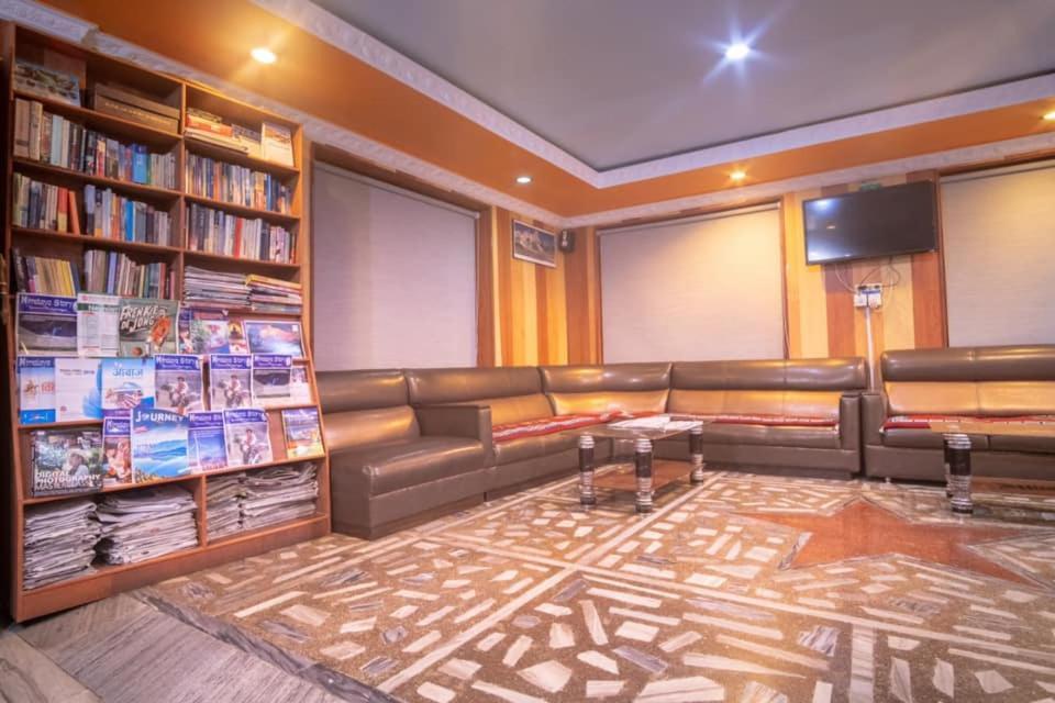 פוקהרה Hotel River Park מראה חיצוני תמונה