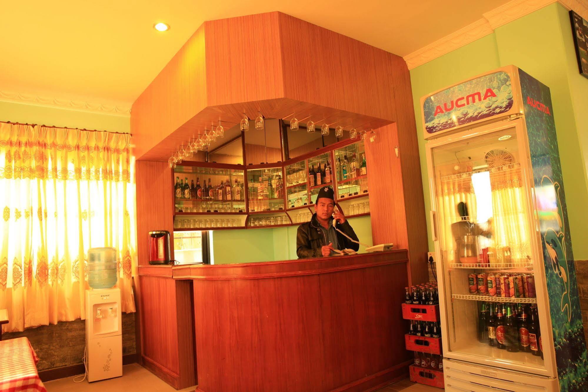 פוקהרה Hotel River Park מראה חיצוני תמונה